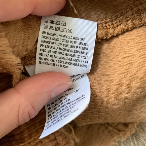 American Eagle Brown/Tan Corduroy Cropped Button Down Shirt with Raw Hem - XS/S - Picture 7 of 7
